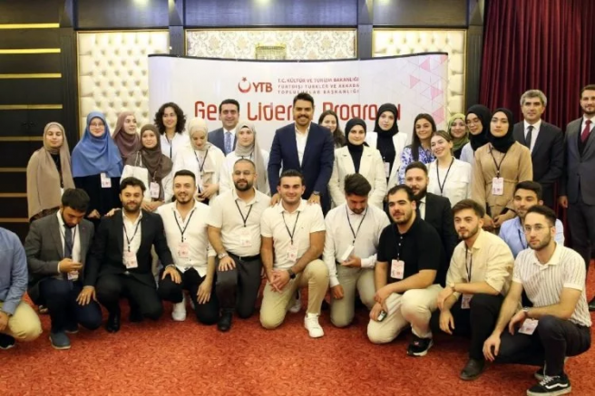 Avrupa'da yaşayan Türk Gençlerine destek