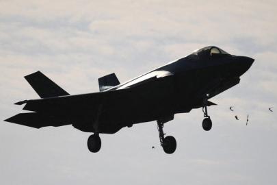 Havada 50 dakikalık kriz: F-35 pilotunun zor anları