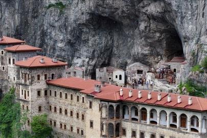 Sümela Manastırı'na turist akını