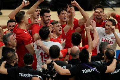 A Milli Erkek Voleybol Takımı Tarih Yazdı: Dünya Şampiyonası’nda İlk Çeyrek Final