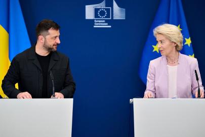 AB, Rusya’nın Dondurulan Varlıklarını Kullanarak Ukrayna’ya 140 Milyar Euro Kredi Önerdi