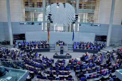 Alman Milletvekillerinden Mecliste Filistin Desteği: Sol Parti Genel Kurulda Bayrak Açtı