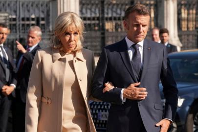 Brigitte Macron, Kadın Olduğunu Kanıtlamak İçin Mahkemeye Bilimsel Kanıt Sunacak
