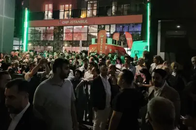CHP, İstanbul İl Başkanlığı Binasını Kapatma Kararı Aldı
