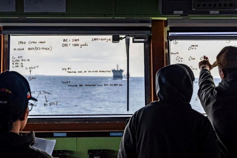 Çin, Fucien uçak gemisinde yeni nesil savaş uçaklarını test etti