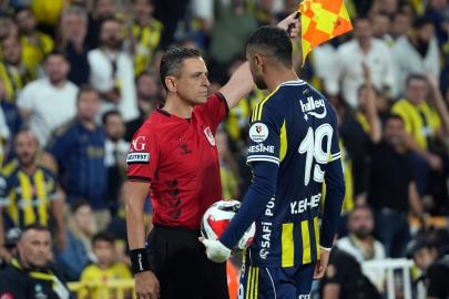 Fenerbahçe Son Dakikada Penaltı Bekledi! VAR Kararı Hayal Kırıklığı Yarattı
