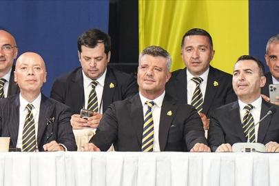 Fenerbahçe’nin Yeni Başkanı Sadettin Saran Oldu! Tarihi Seçimde Bayrak Değişimi