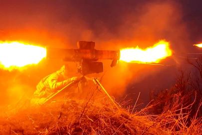 Irak'ta bir kişiye Rusya için savaşçı toplamaktan müebbet verildi