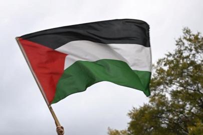 Real Madrid–Marsilya maçında kriz: Filistin bayrakları stada alınmadı!