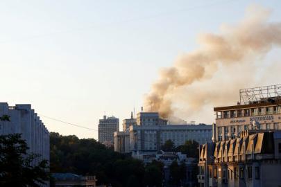 Savaşta Bir İlk: Ukrayna Başbakanı Kiev Hükümet Binasının Hasar Gördüğünü Açıkladı