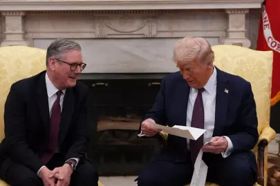 Starmer, Trump’ı Ukrayna ve Gazze’de İkna Edebilir mi? Kritik Zirve Chequers’ta Başladı!