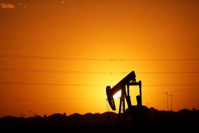 Suudi Arabistan’dan Suriye’ye 1,65 milyon varillik petrol desteği