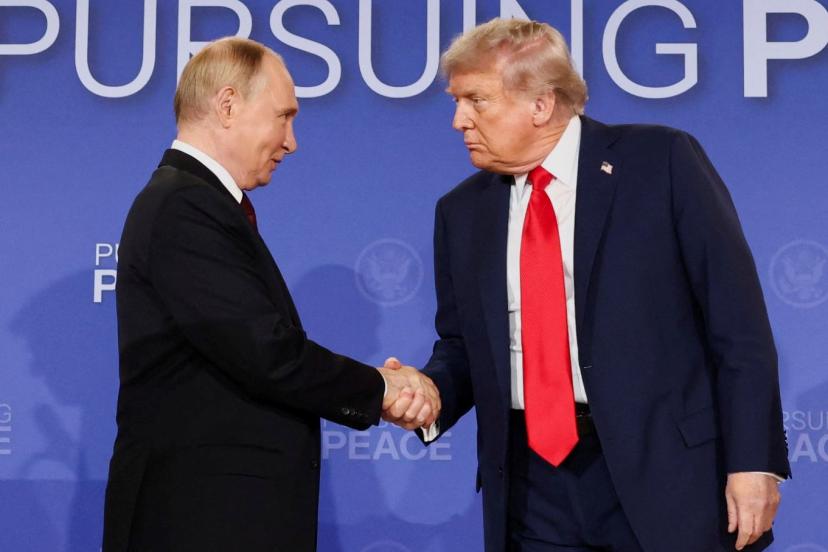 Trump’tan Rusya ve Çin’e yaptırım şartı: “NATO petrolü keserse harekete geçerim”