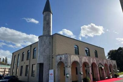 Almanya’da DİTİB’e Bağlı Yeşil Cami Dualarla Açıldı