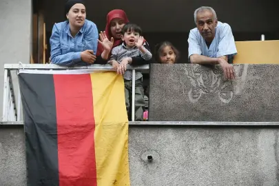 Almanya’da göçmenlere 3 yılda vatandaşlık hakkı kaldırıldı