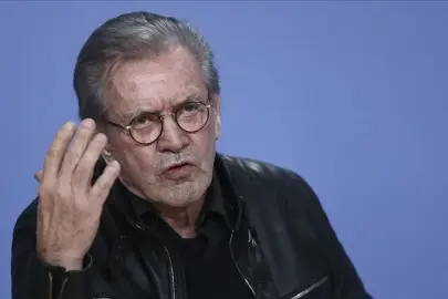 Almanya’da İsrail eleştirisi yapan Tödenhofer’in dijital cihazlarına el konuldu