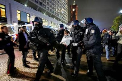 Berlin’de Filistin destek gösterisine polis müdahalesi