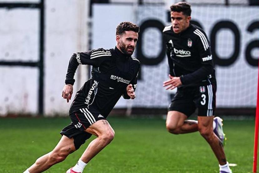 Beşiktaş, Fenerbahçe Derbisine Taktik Çalışmalarla Hazırlanıyor