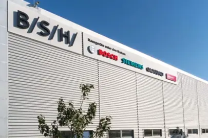 BSH Ev Aletleri Almanya’da 2 Fabrikasını Kapatıyor: 1400 Kişi İşten Çıkarılacak