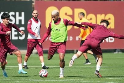 Galatasaray Derbi Hazırlıklarına Hız Kesmeden Devam Ediyor