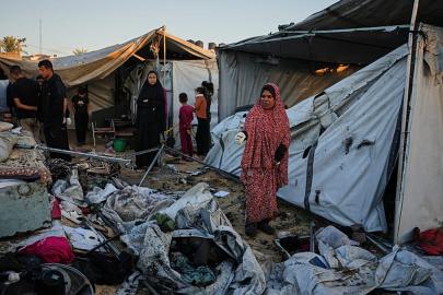 Gazze’de Kanlı Saldırı: İsrail’in Hava Operasyonlarında En Az 104 Kişi Öldü