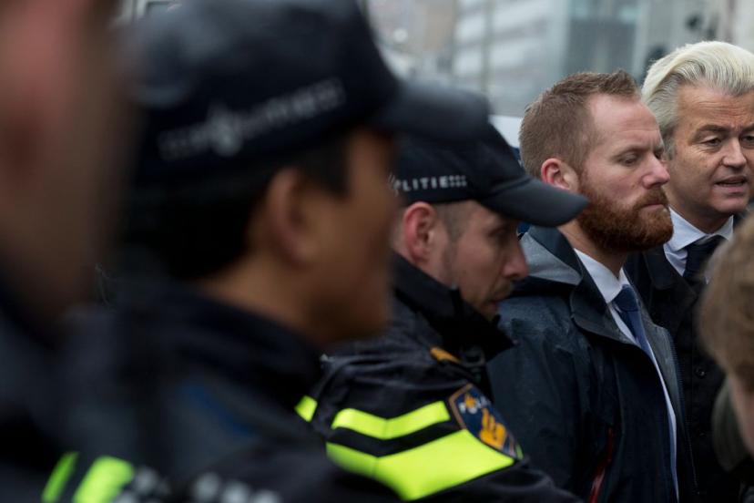 Hollandalı aşırı sağcı Wilders, terör tehdidine rağmen seçim kampanyasına döndü