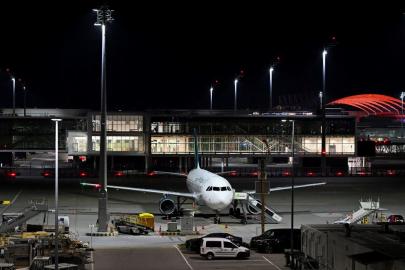 Münih Havalimanı’nda Drone Alarmı: Lazerli Güvenlik Sistemi Devreye Alındı