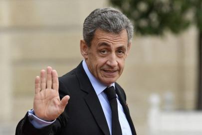 Sarkozy Hapse Giriyor: Eski Fransa Cumhurbaşkanı 11 Metrekarelik Hücrede Kalacak