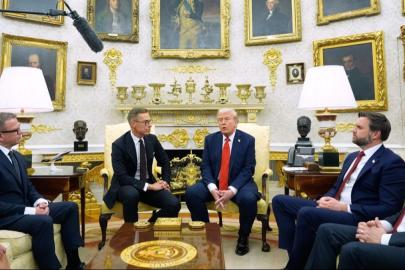 Trump, İspanya’nın NATO’dan Atılmasını Önerdi: “Savunma Harcamalarını Artırmıyorlar”