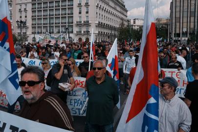 Yunanistan’da 24 Saatlik Genel Grev: Ulaşım ve Kamu Hizmetleri Aksadı