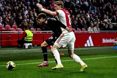 Ajax, Galatasaray Randevusu Öncesi Heerenveen Karşısında Puan Kaybetti: 1-1
