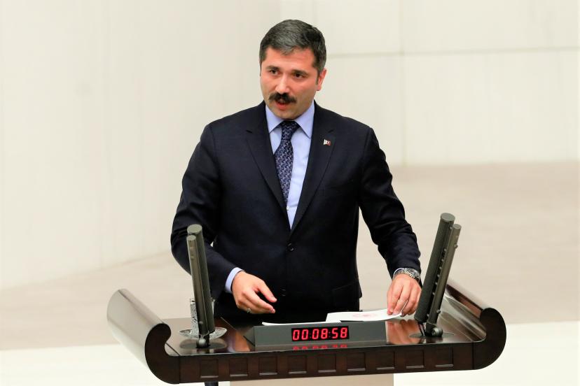 AK Parti’li Sırakaya, Alman SPD Milletvekili Karaahmetoğlu’nun Yargıya Müdahalesini Kınadı