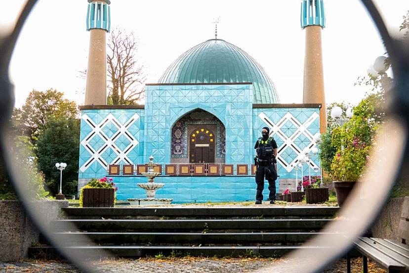 Almanya, aşırılık yanlısı Müslüman gruplara operasyon başlattı