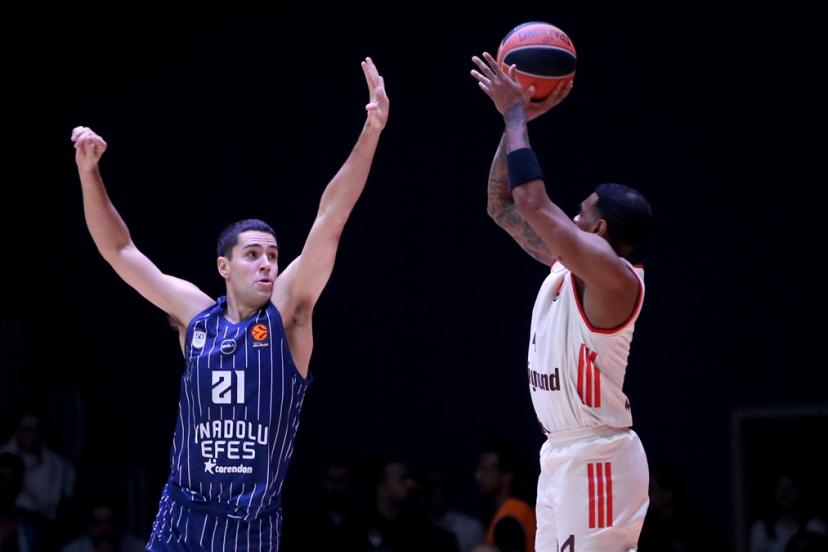 Anadolu Efes, Bayern Münih’i zor da olsa geçti