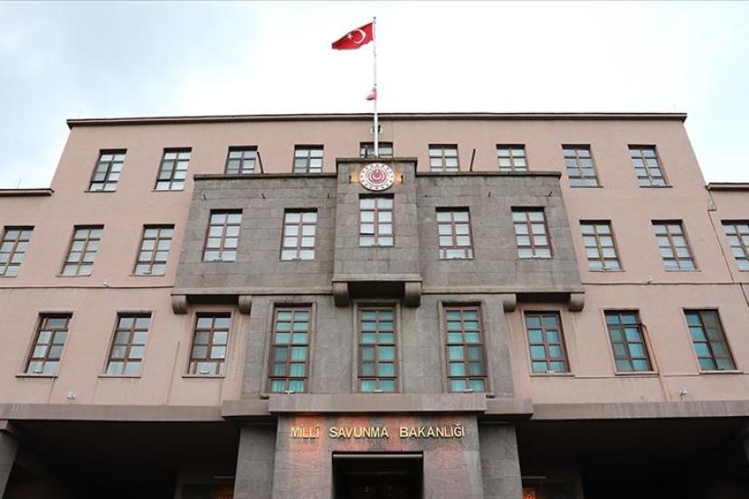 Azerbaycan-Gürcistan sınırında düşen askeri kargo uçağının enkazında son şehit naaşına da ulaşıldı