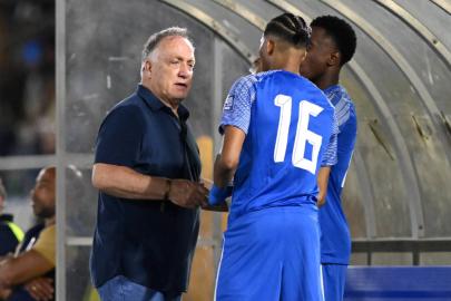 Dick Advocaat Yönetimindeki Curaçao, 2026 Dünya Kupası’na Katılmayı Başardı