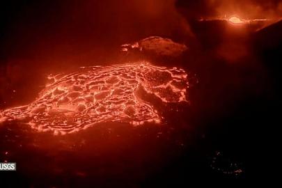 Hawaii’de Kilauea Yanardağı Lav Püskürdü