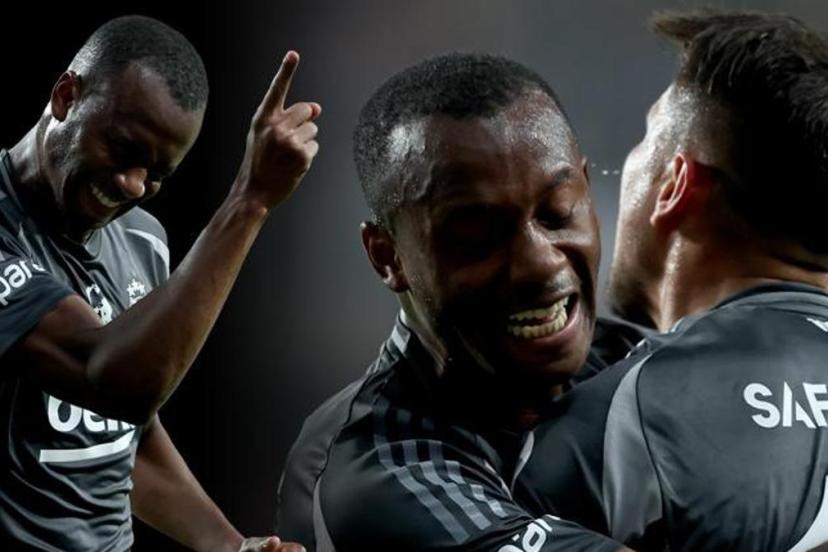 Kartal Hava Yolları! Beşiktaş Duran Toplarda Uçuşta