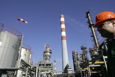 Sırbistan’ın En Büyük Rafinerisi ABD Yaptırımları Nedeniyle Kapanma Riskiyle Karşı Karşıya