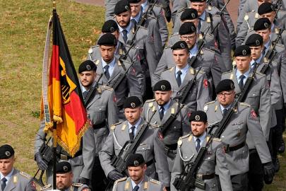 Almanya’dan orduyu büyütme planı: Şimdilik gönüllülük esas