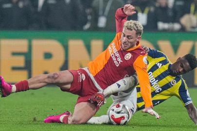 Eski Hakemler Fenerbahçe – Galatasaray Derbisindeki Tartışmalı Pozisyonları Yorumladı