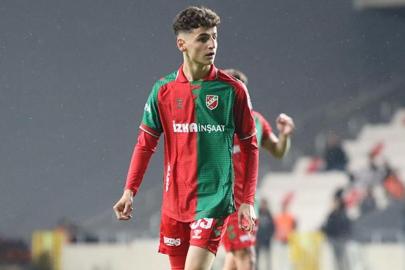 Karşıyakalı Adem Yeşilyurt’a Milli Davet