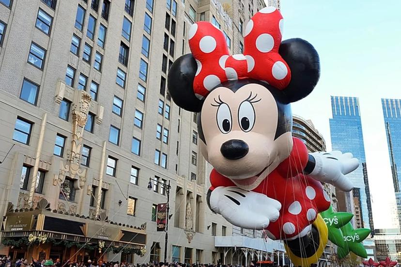 Mickey Mouse ChatGPT ile buluşuyor: Disney OpenAI ile kısa video anlaşması imzaladı