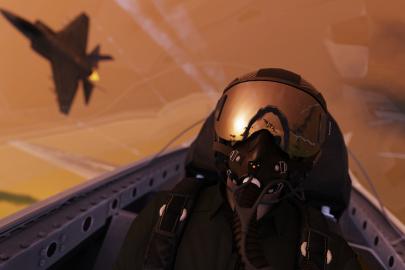 Amerika'nın 24 Yıllık Savaş Pilotu Gözaltına Alındı: Çin Ordusuna Eğitmenlik Yapma İddiaları