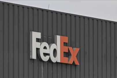 FedEx, ödediği gümrük vergilerinin iadesi için dava açtı