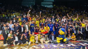 Fenerbahçe’den Galatasaray’a EuroLeague Göndermesi: “Kimileri Yenikapı’da bir şeyler kutluyor”